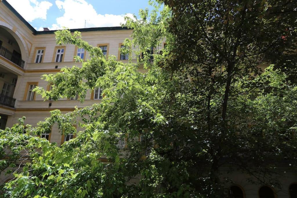 Quiet Home At Synagogue Budapest Exterior foto